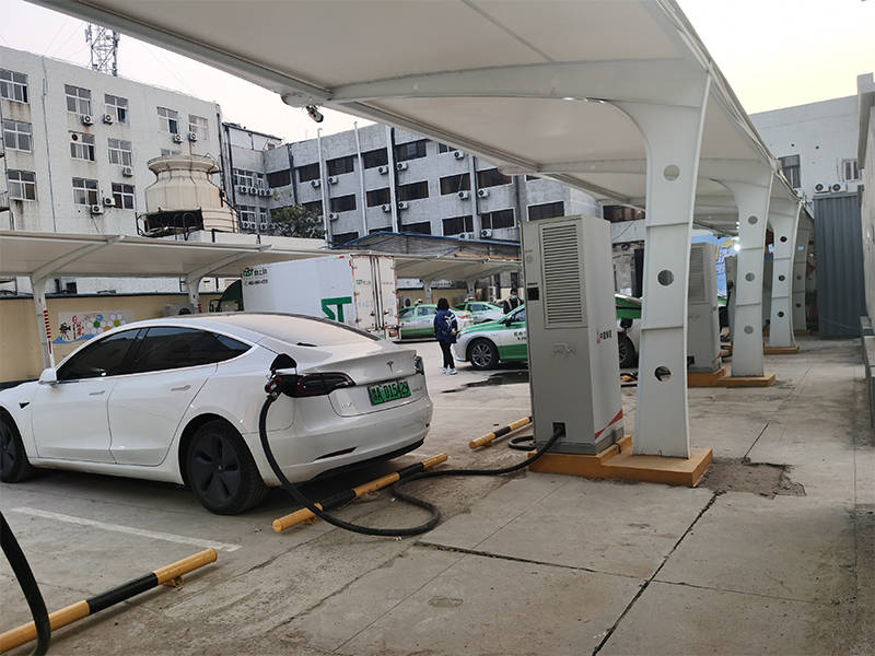 換電標(biāo)準(zhǔn)化提速 新能源電動(dòng)汽車充電基礎(chǔ)設(shè)施迎來的新紀(jì)元
